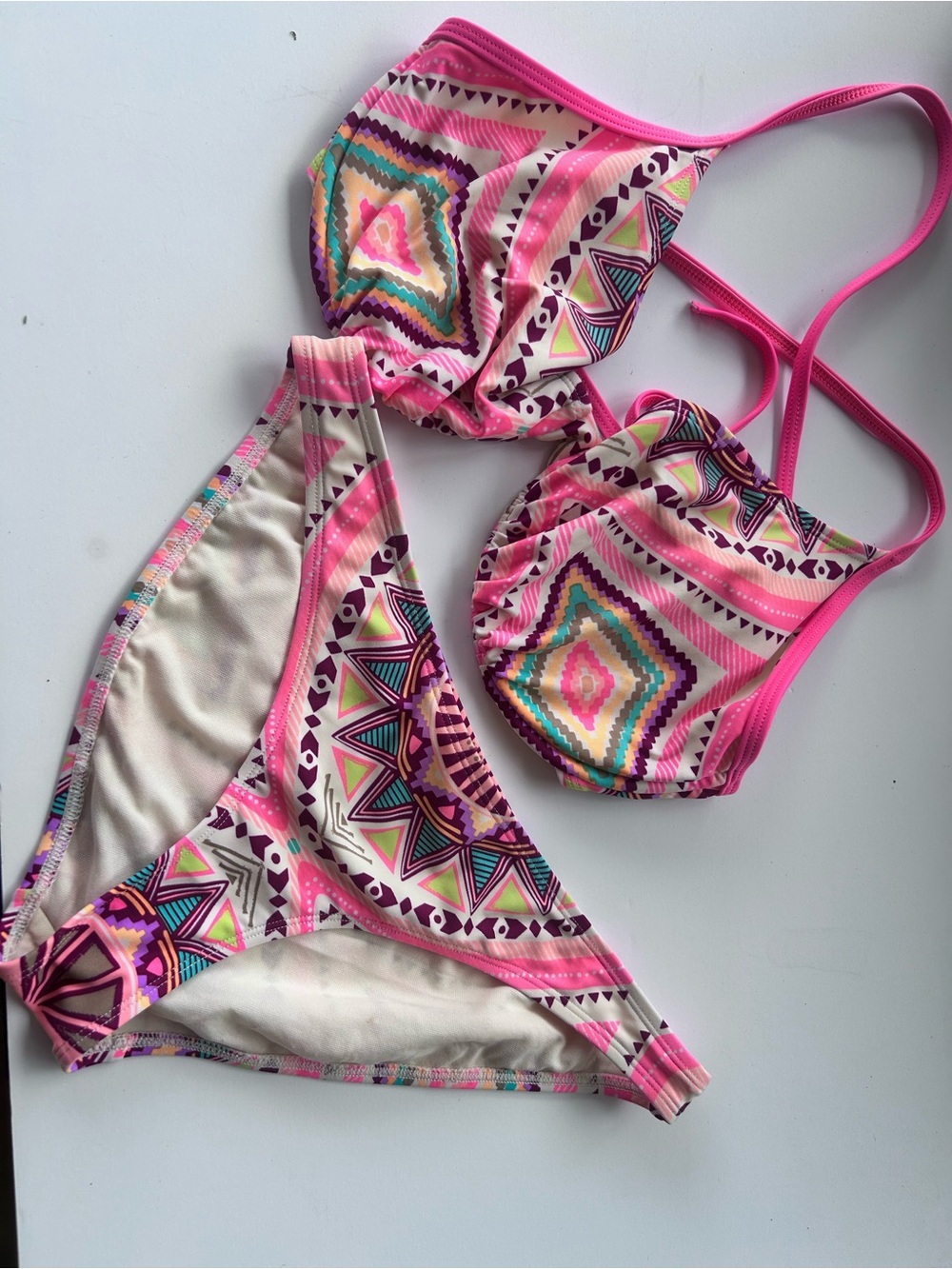 Aztec womenโs BODY GLOVE Geometric Two-Piece Swim Set large pink neon